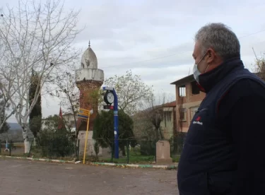 Bursa’da görenler şaşkına döndü! Herkes neden tek başına diye soruyor