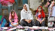 Ellerde Sanata Dönüşen Müşküle İğne Oyaları