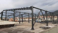 GEMLİK’TE HİZMETLER SÜRÜYOR, YENİ SPOR TESİSİ GELİYOR