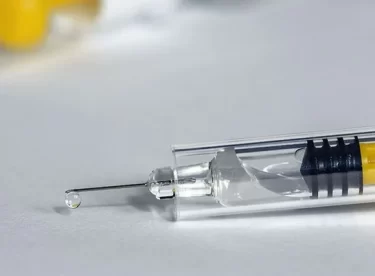 İlk parti 14 Ocak’ta gelmişti! Türkiye’den KKTC’ye 20 bin doz aşı daha