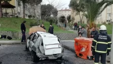 Kocaeli’de yanan otomobilde erkek cesedi bulundu!
