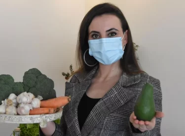 Uzmanından koronavirüsün hedefindeki akciğer için meyve ve sebze önerileri