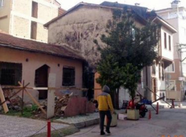 Osmangazi’de Metruk Bina Temizliği