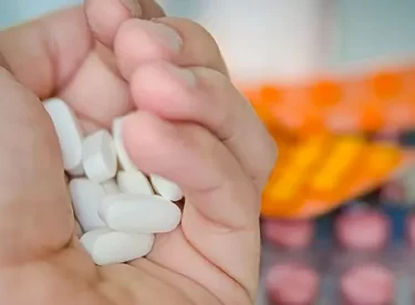 Antidepresan kullanımı yüzde 9.6 arttı! Son 2 ayda 95 kişi intihar etti