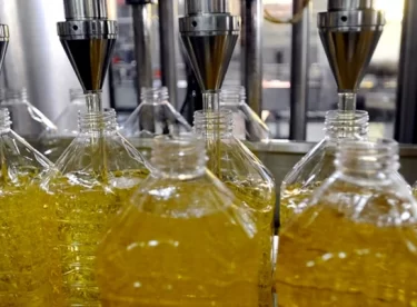 Ayçiçek yağı litre fiyatı Türkiye’de 15 birim Yunanistan’da 1. 4 birim