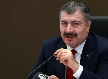 Sağlık çalışanına şiddetten 1811 kişi hapis cezası aldı! Bakan Fahrettin Koca açıkladı