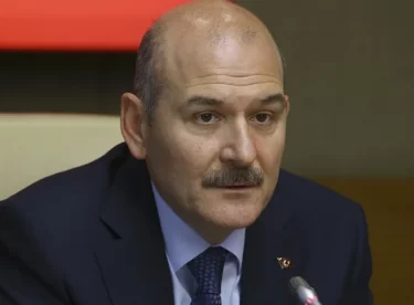 İçişleri Bakanı Süleyman Soylu’nun annesi vefat etti Bakan Fahrettin Koca duyurdu