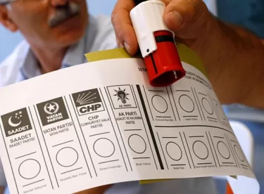 Seçime girebilecek partiler belli oldu! YSK kararı Resmi Gazete’de yayımladı